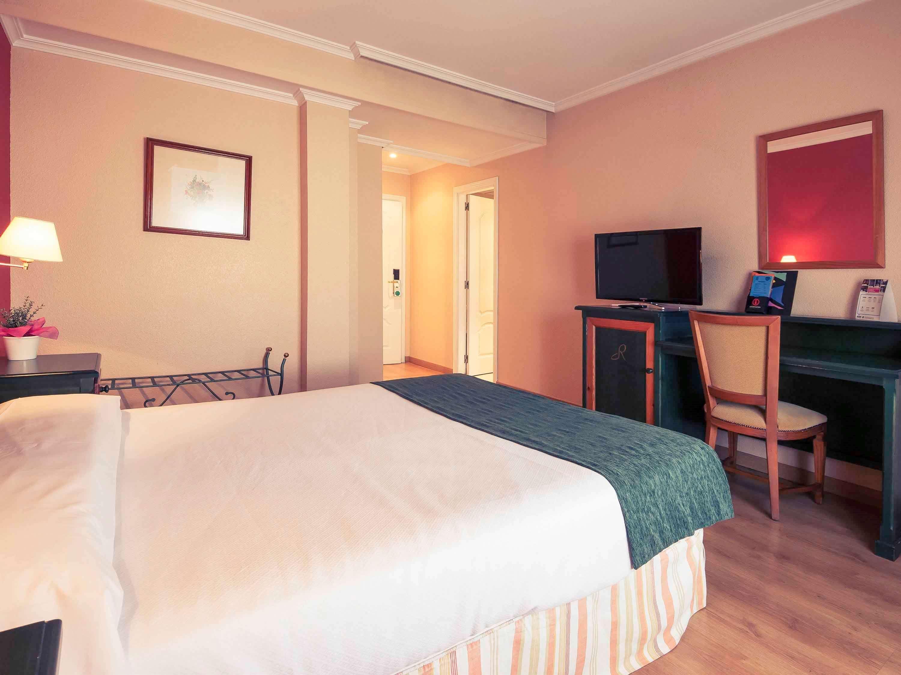 Hotel Rio バダホス エクステリア 写真