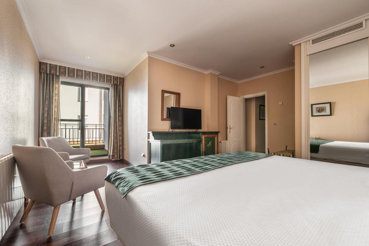 Hotel Rio バダホス エクステリア 写真