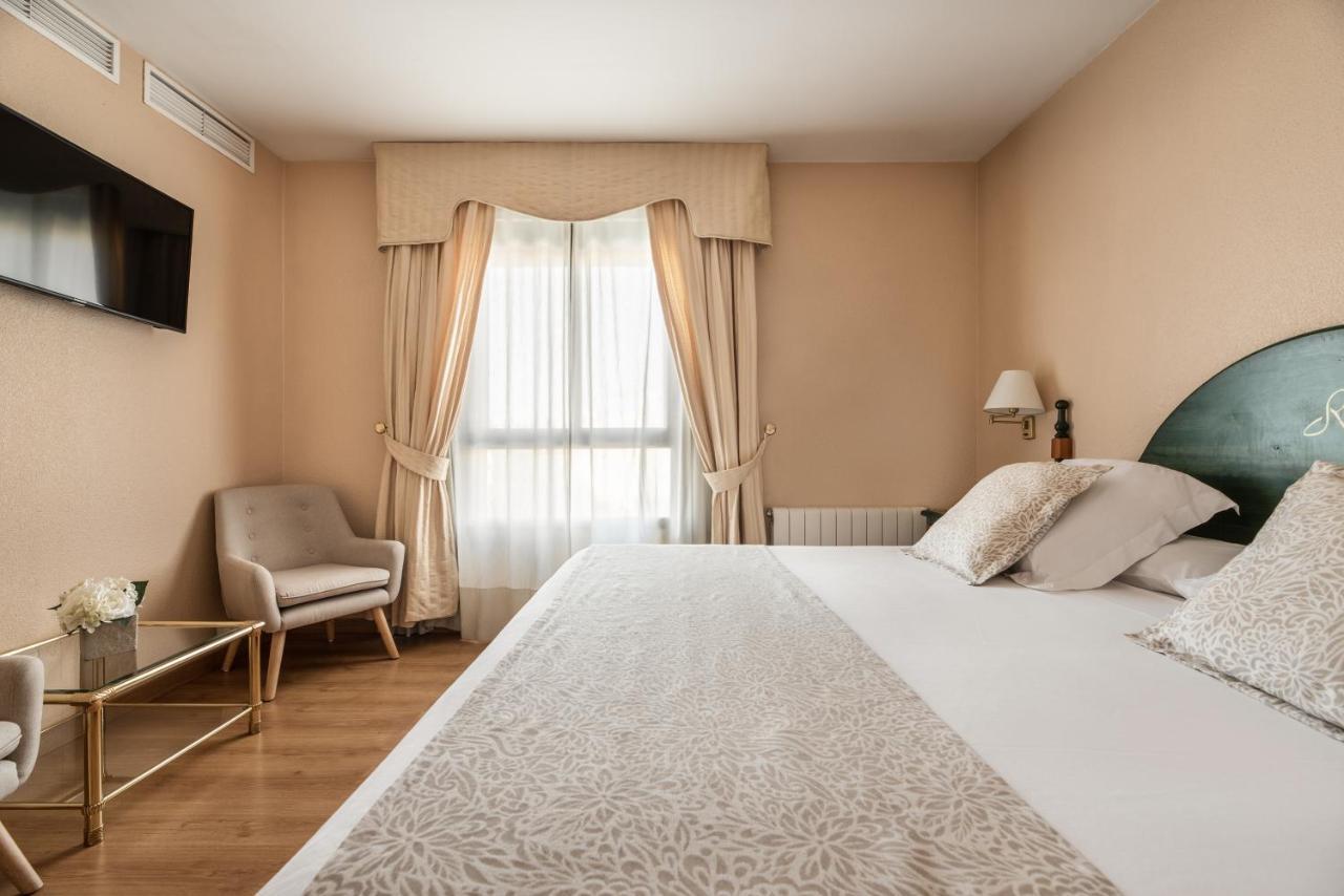 Hotel Rio バダホス エクステリア 写真